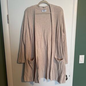 BOGO OLD NAVY CREAM AND TAN OPEN CARDIGAN